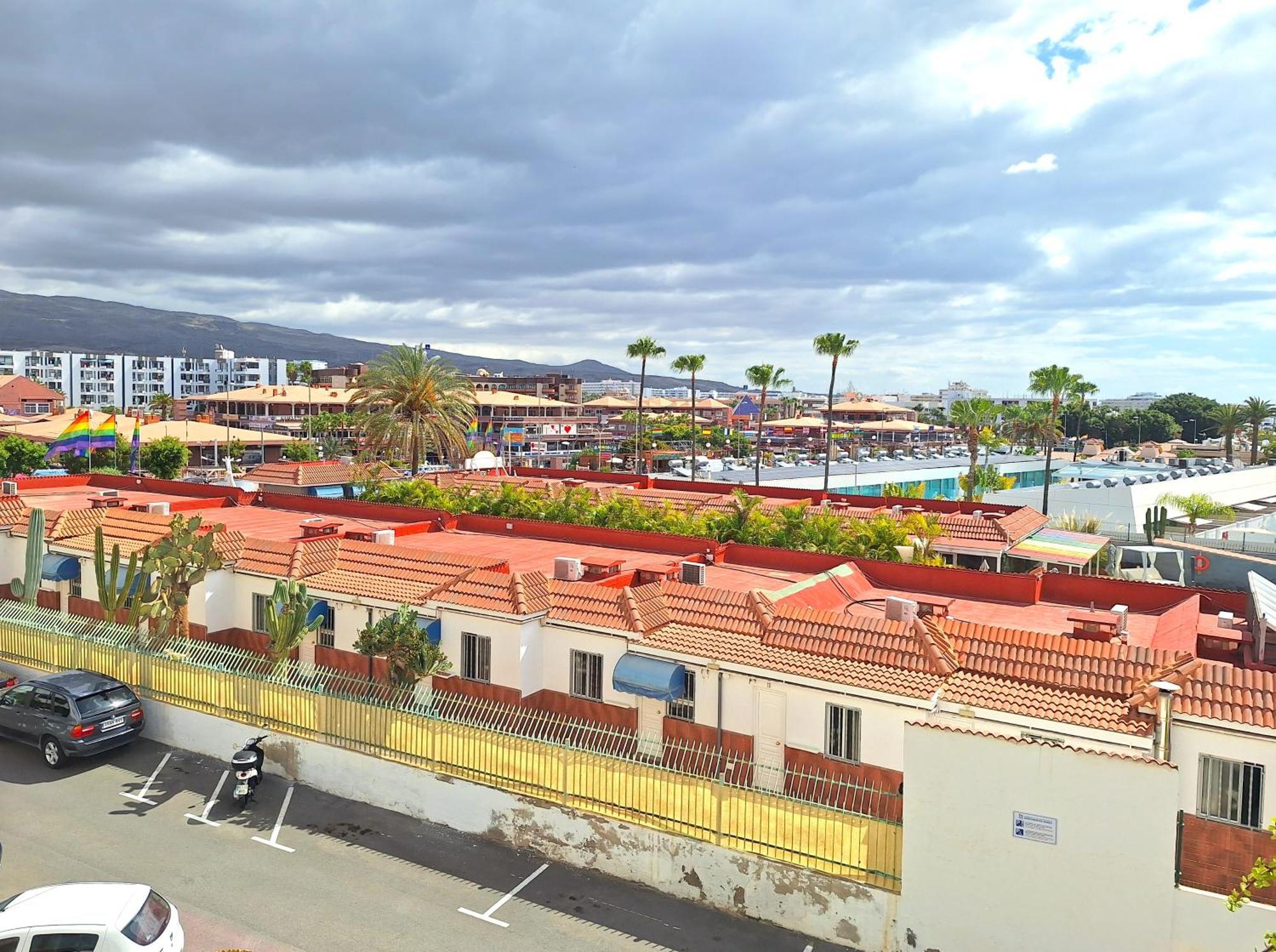 Casa Iguazu - At The Center Of Playa Del Ingles Maspalomas (Gran Canaria)